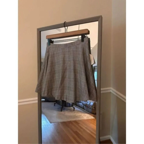 LOFT Gray Pleated A Line Skirt Size 6 - Picture 2 of 5